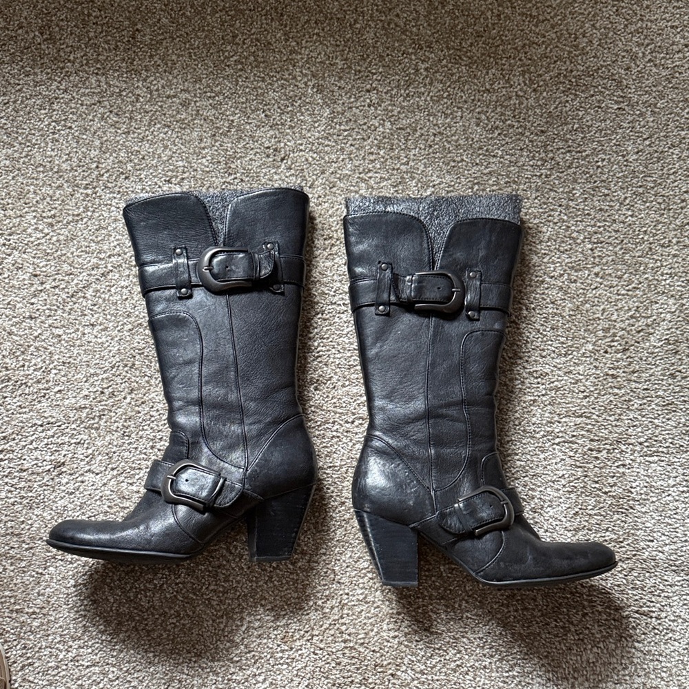 Born Yolanda Stylish Black Leather Women's Boots